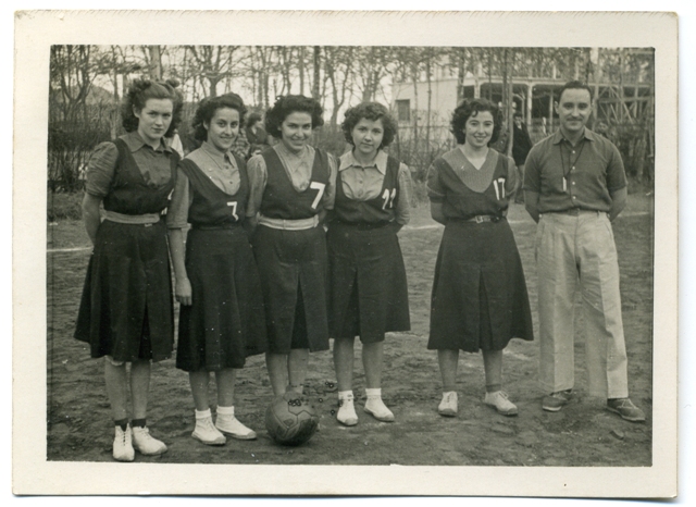 1950_00_00_d_Bàsquet femení 1_000577