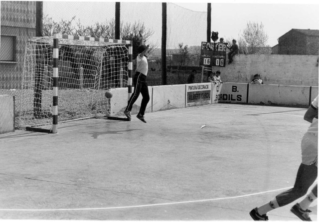 1981_04_00_Handbol_Partit vs. Girona_000517